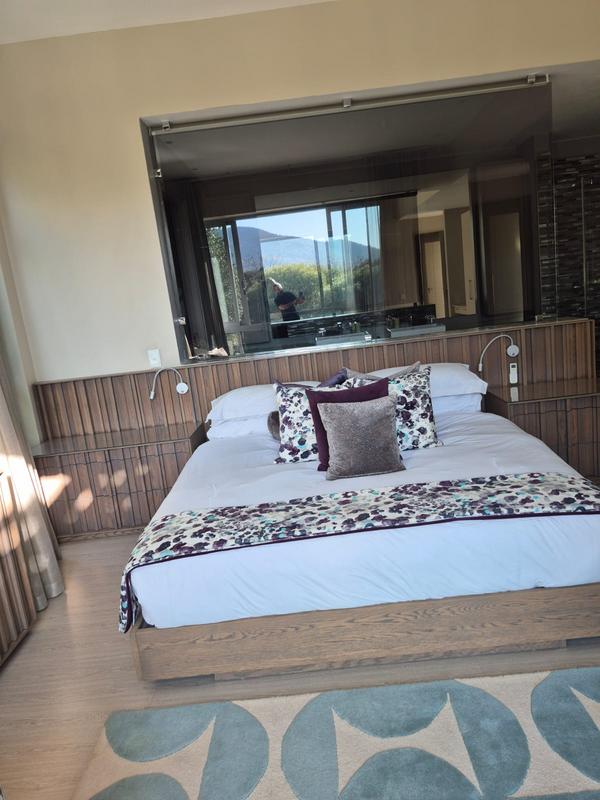6 Bedroom Property for Sale in The Islands Estates North West